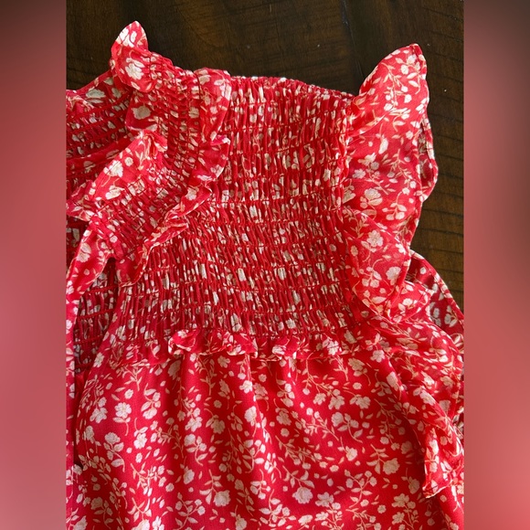 Pleione Ruffled Floral Red and White Size Small - Picture 12 of 14